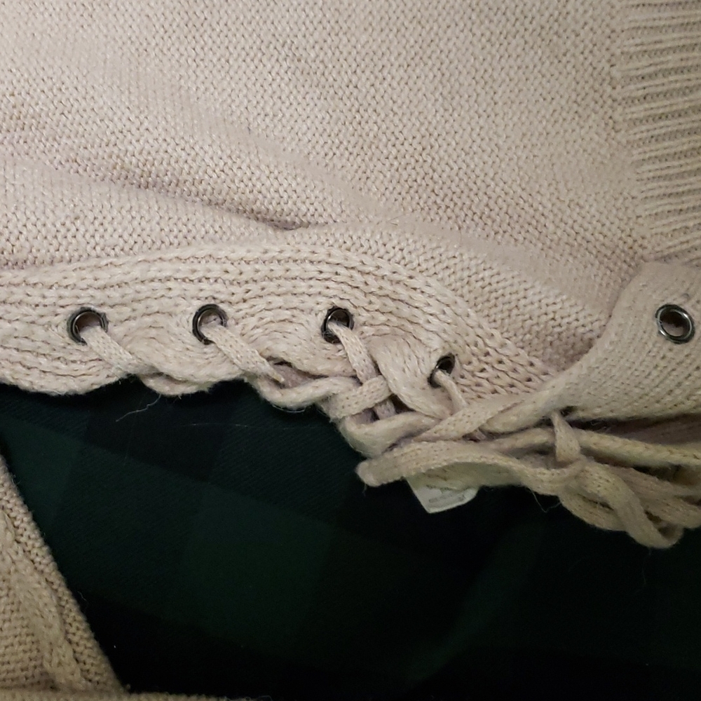 COPY - Sweaters - Picture 2 of 6